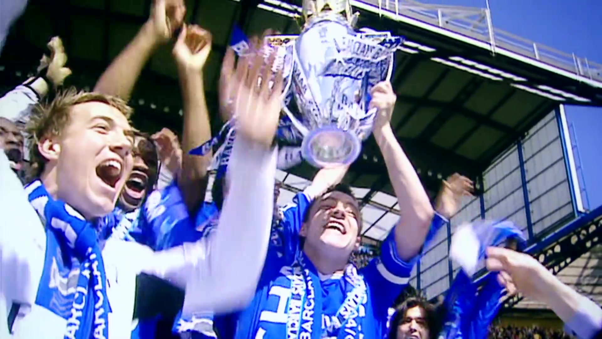 与后防线的 与后防线的