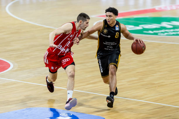 功引进霍伊 功引进霍伊